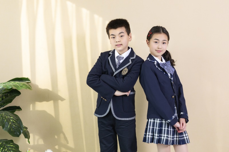 校服- 安名服饰(杭州)有限公司